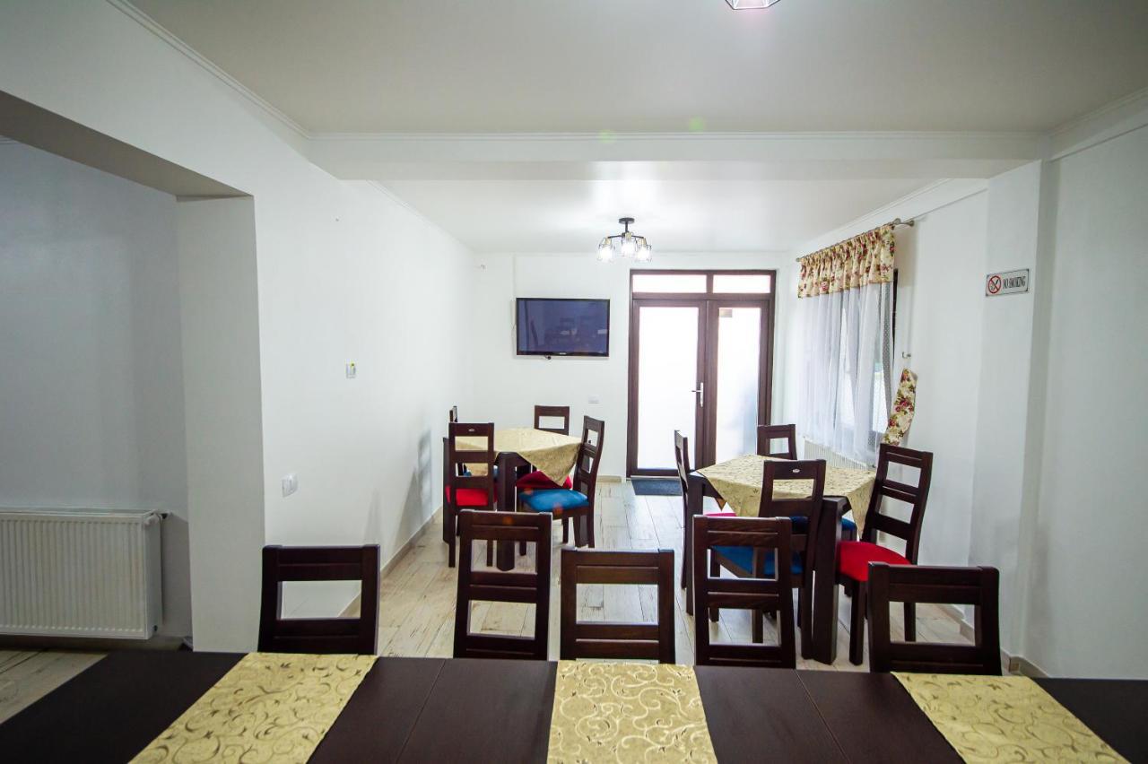 Casa Avram Villa Râmnicu Vâlcea Kültér fotó