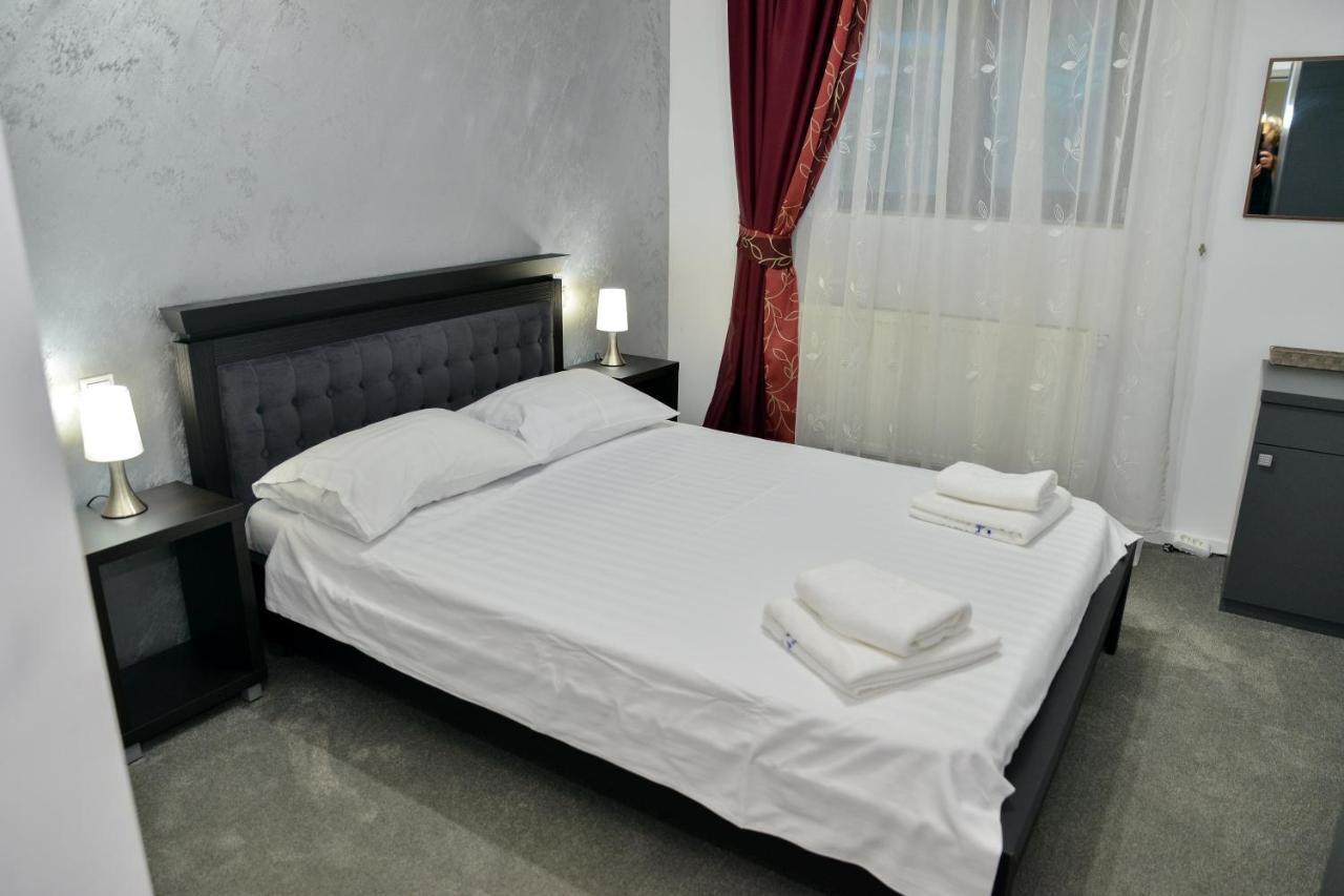 Casa Avram Villa Râmnicu Vâlcea Kültér fotó